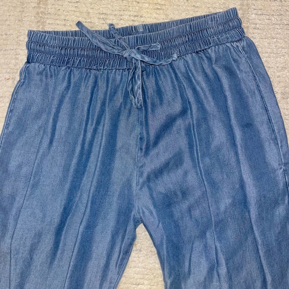 Get Primped tencel elastic waist and ankle pants - Picture 2 of 5